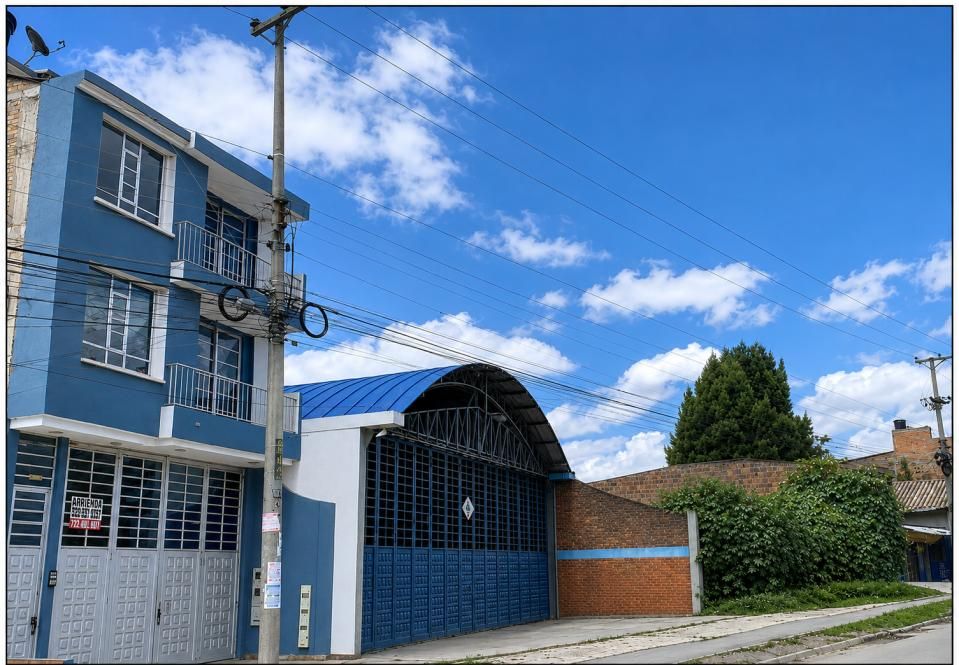 Fachada de la planta de CPC